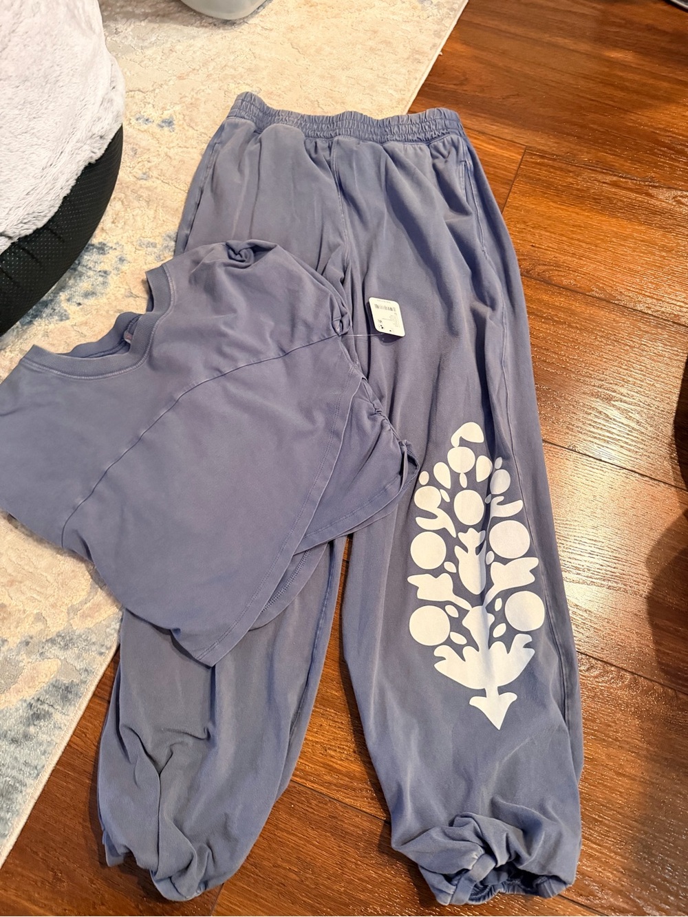 FP Movement by Free People Lavender Cropped Tee and pants